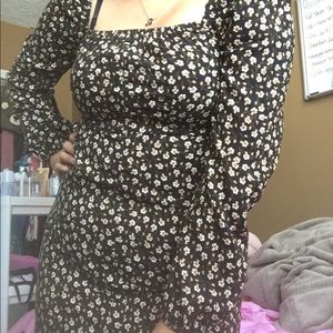 Long sleeve floral dress with slit